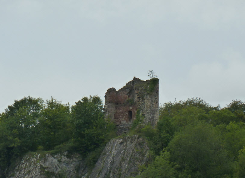Ruines du chateau d'Amblève, Belgium